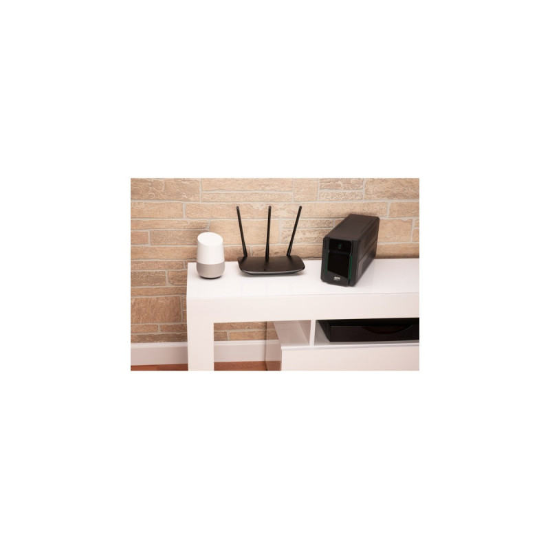 APC Easy UPS BVX 700VA, 230V, AVR, Schutzkontakt Sockets, USV(schwarz, BVX700LI-GR)