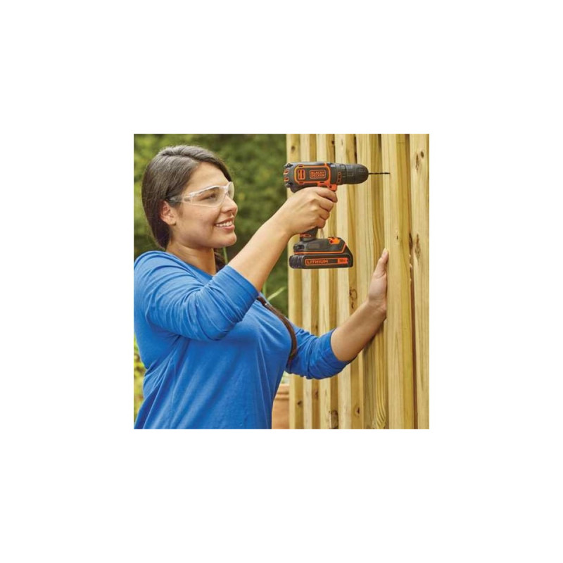 BLACK+DECKER Akku-Bohrschrauber BDCDC18K, 18Volt(schwarz/orange, Li-Ion-Akku 1,5Ah, im Koffer)