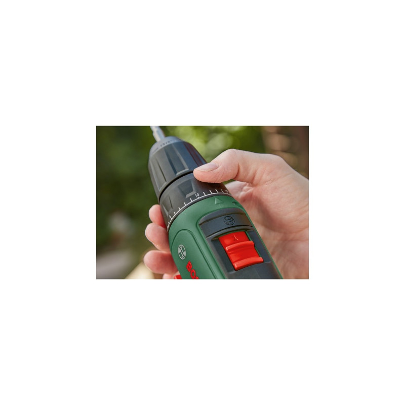 Bosch Akku-Bohrschrauber UniversalDrill 18V(grün/schwarz, 2x Li-Ionen Akku 1,5Ah, Koffer, POWER FOR ALL ALLIANCE)