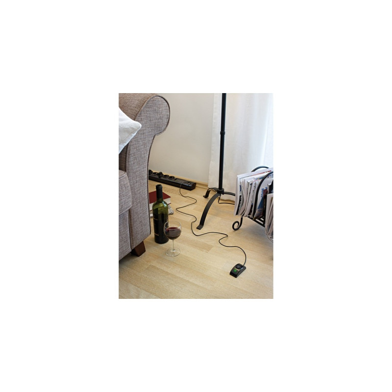 Brennenstuhl Primera-Tec Steckdosenleiste Comfort Switch Plus 7-fach(schwarz, 2 Meter, 19.500A Überspannungsschutz, externer Schalter)