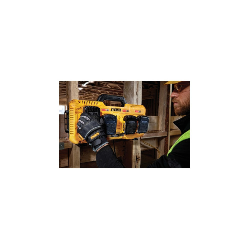 DEWALT Vierfach-Schnelladegerät DCB104(gelb/schwarz, für 10,8 V / 14,4 V / 18 V XR- bzw. XR FLEXVOLT Li-Ion-Akkus)
