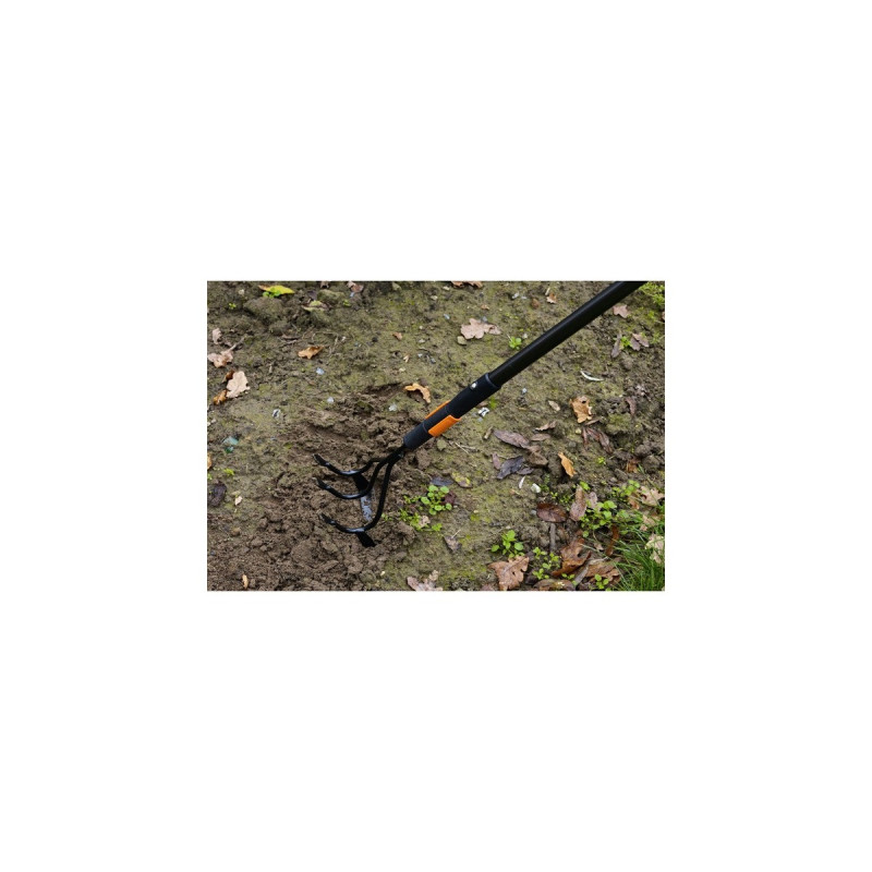 Fiskars QuikFit Krümmerjäter, Hacke(schwarz/orange, 12,5cm)