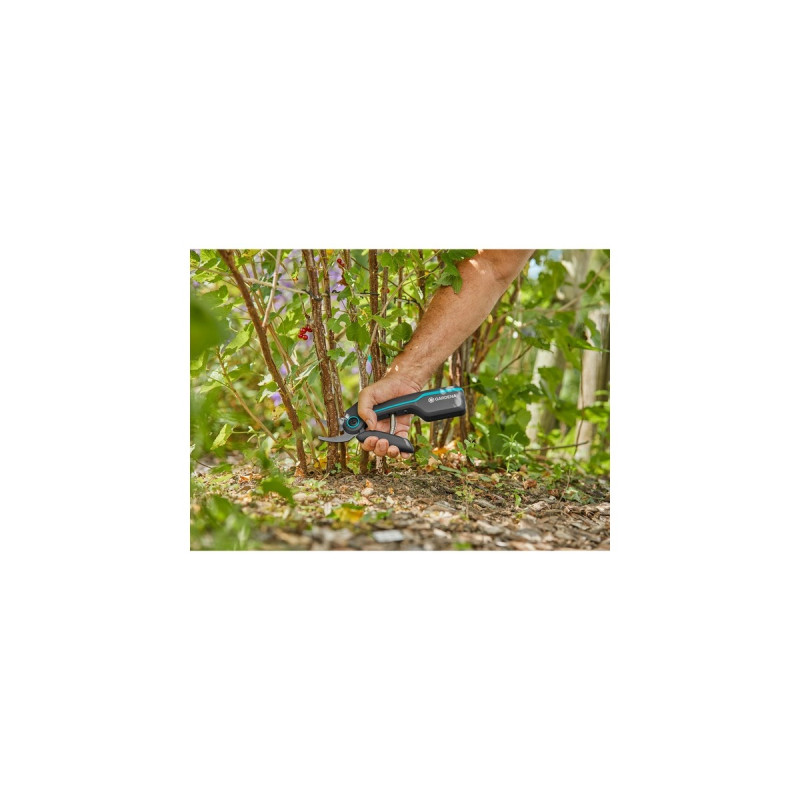GARDENA Akku-unterstützte Gartenschere AssistCut(schwarz/türkis, Bypass)