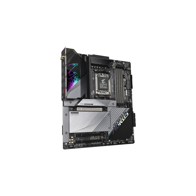 GIGABYTE X670E AORUS MASTER, Mainboard