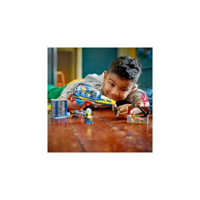 LEGO 60355 City Detektivmissionen der Wasserpolizei, Konstruktionsspielzeug(Interaktives Abenteuer-Spielset mit Boot und 4 Minifiguren)