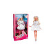 Mattel Barbie The Movie - Margot Robbie als Barbie: Puppe mit blau-kariertem Outfit