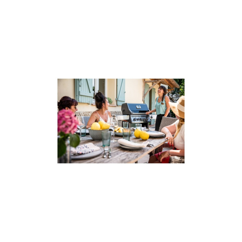 Napoleon Gasgrill Rogue SE 425, mit Drehspieß(schwarz, mit SIZZLE-ZONE)