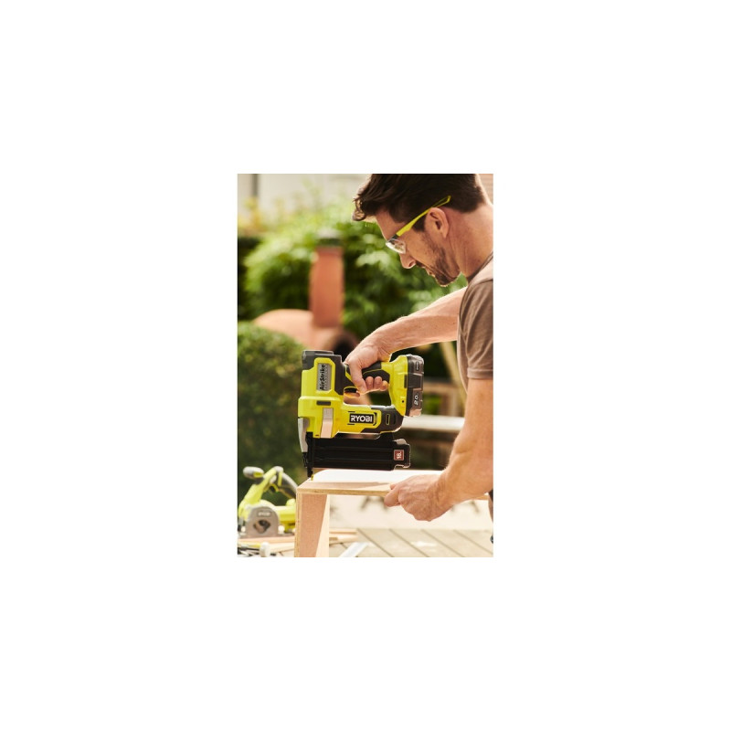 Ryobi ONE+ Akku-Nagler R18GN18-0, 18Volt(grün/schwarz, ohne Akku und Ladegerät)