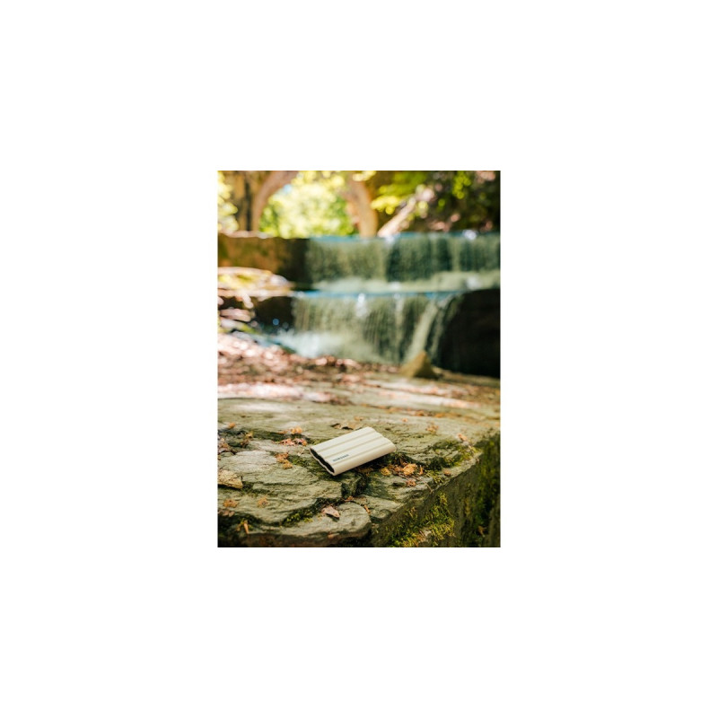 SAMSUNG Portable SSD T7 Shield 2 TB, Externe SSD(beige, USB-C 3.2 Gen 2 (10 Gbit/s), extern)