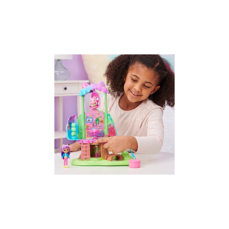 Spin Master Gabby's Dollhouse - Kitty Fairy's Garten Spielset, Kulisse