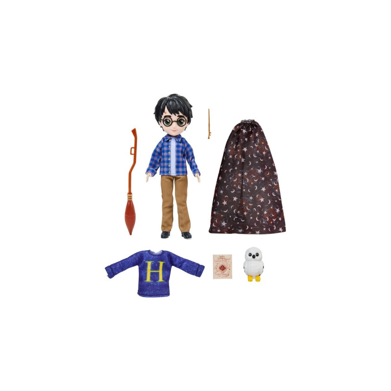Spin Master Wizarding World Harry Potter - Geschenkset mit Harry Potter-Puppe, Spielfigur(ca. 20,3 cm groß, inkl. Besen, Tarnumhang und weiterem Zubehör)