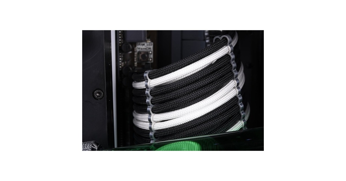 Alphacool AlphaCord Sleeve 4mm - 3,3 Meter, Schutzhülle(schwarz, Paracord 550 Typ 3)