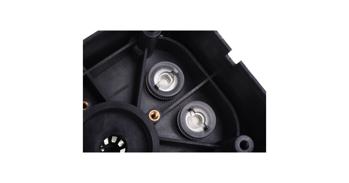 Alphacool Eisstation DC-LT - Solo, Ausgleichsbehälter