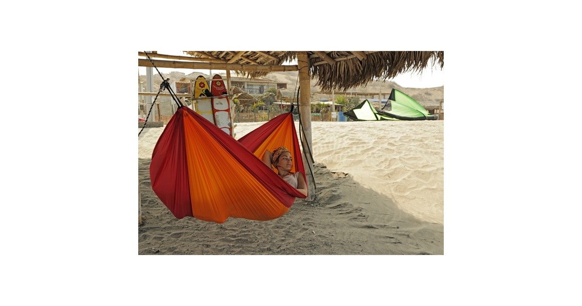 Amazonas Adventure Hammock Fire AZ-1030412, Camping-Hängematte(rot/orange)