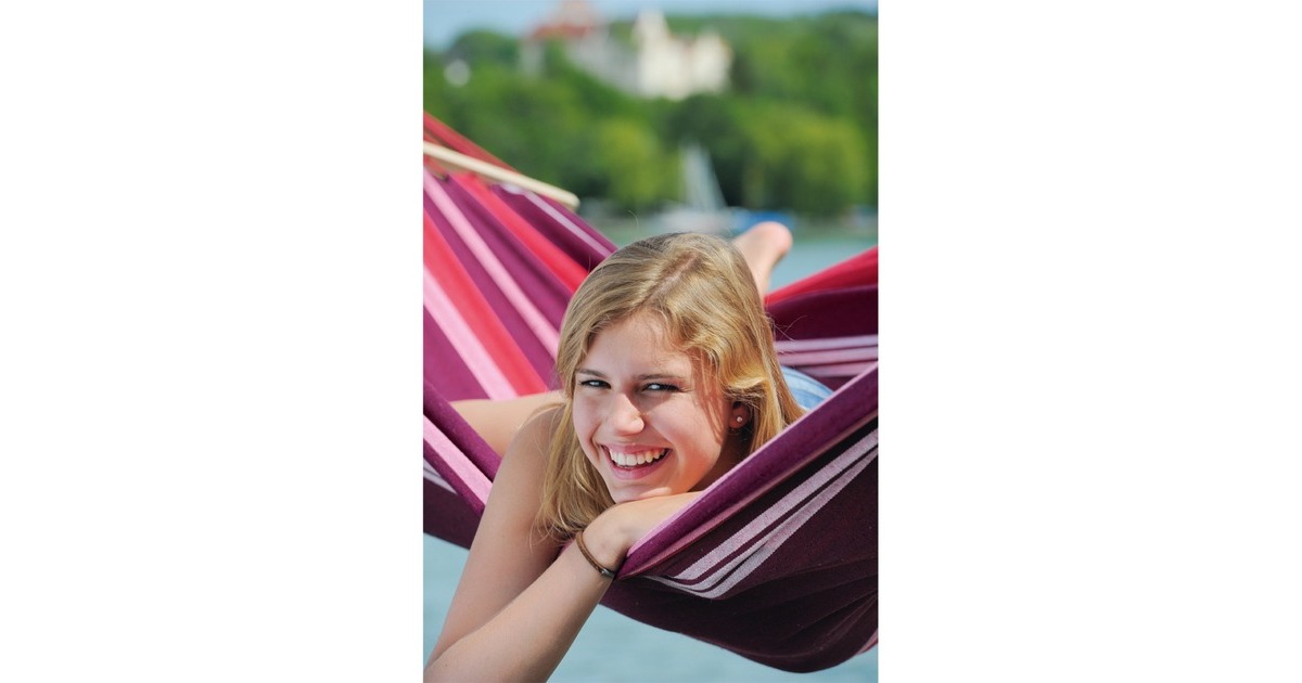 Amazonas Samba Fuego AZ-1072115, Camping-Hängematte(rot/violett, Mit Spreizstäben)