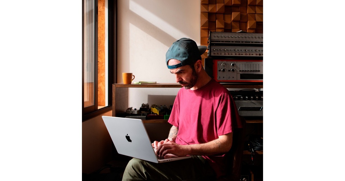 Apple MacBook Pro (16