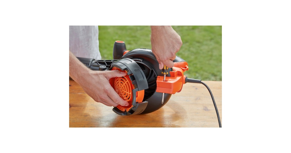BLACK+DECKER 3-in-1 Elektro-Laubsauger BEBLV300-QS, Laubsauger/Laubbläser(schwarz/orange, 3.000 Watt)