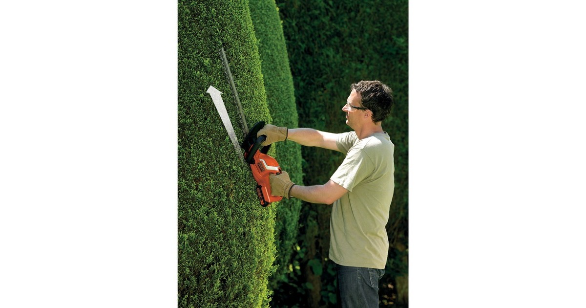 BLACK+DECKER Akku-Heckenschere GTC1845L20, 18 Volt(orange/schwarz, Li-Ionen Akku 2,0 Ah)