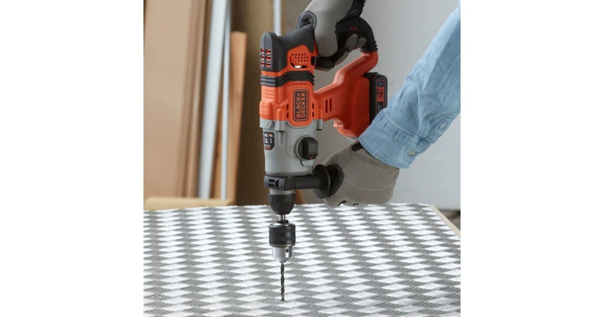 BLACK+DECKER Akku-Kombihammer BCD900E2K, 18Volt, Bohrhammer(orange/schwarz, 2x 2,5Ah Li-Ionen-Akku)