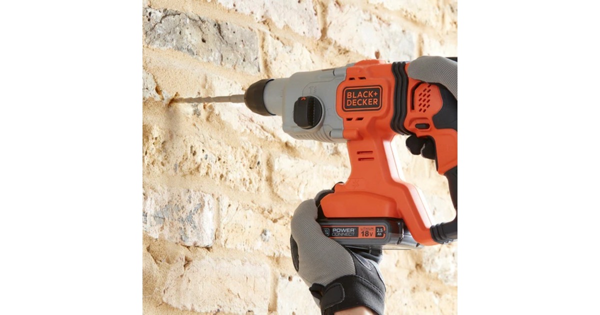 BLACK+DECKER Akku-Kombihammer BCD900E2K, 18Volt, Bohrhammer(orange/schwarz, 2x 2,5Ah Li-Ionen-Akku)