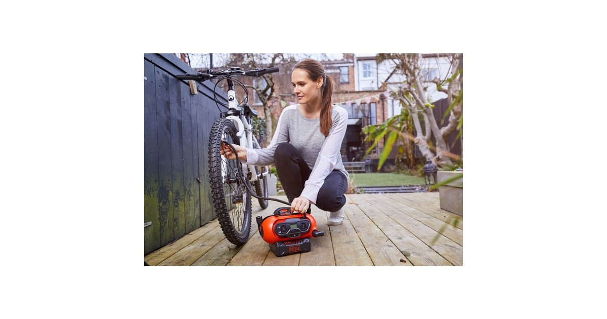 BLACK+DECKER Akku-Kompressor BDCINF18N, 18Volt, 11bar, Luftpumpe(orange/schwarz, ohne Akku und Ladegerät)
