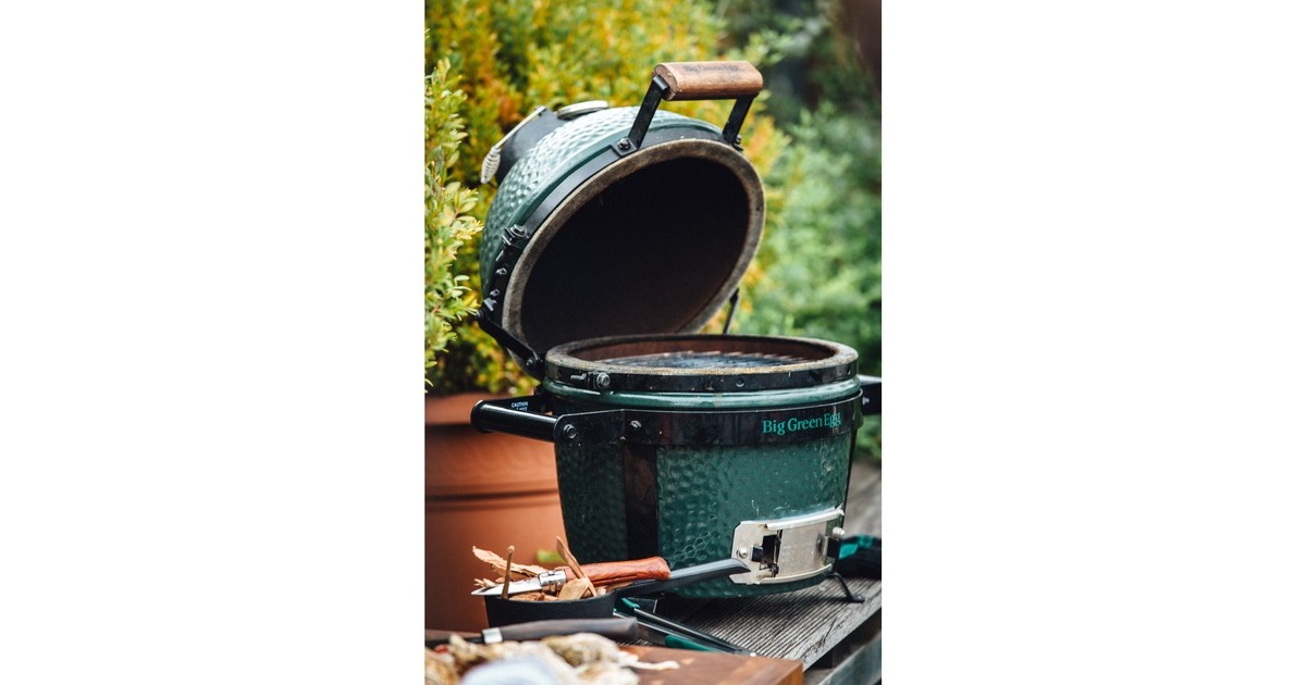 Big Green Egg Medium, Starter-Paket, Holzkohlegrill(grün, Ø 40cm)