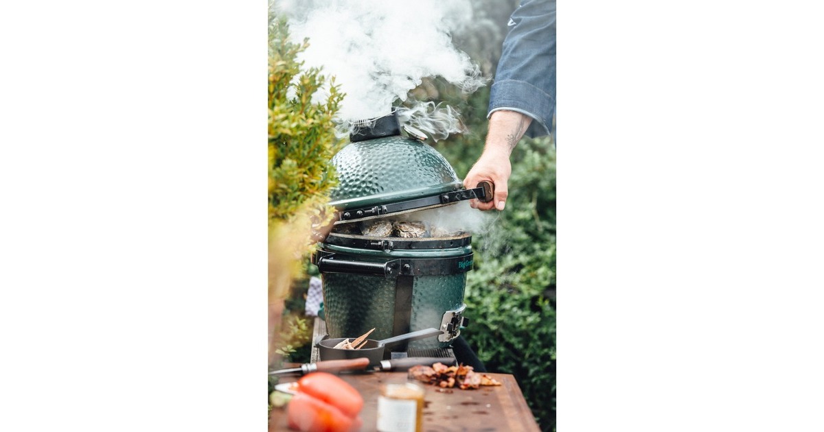 Big Green Egg Medium, Starter-Paket, Holzkohlegrill(grün, Ø 40cm)