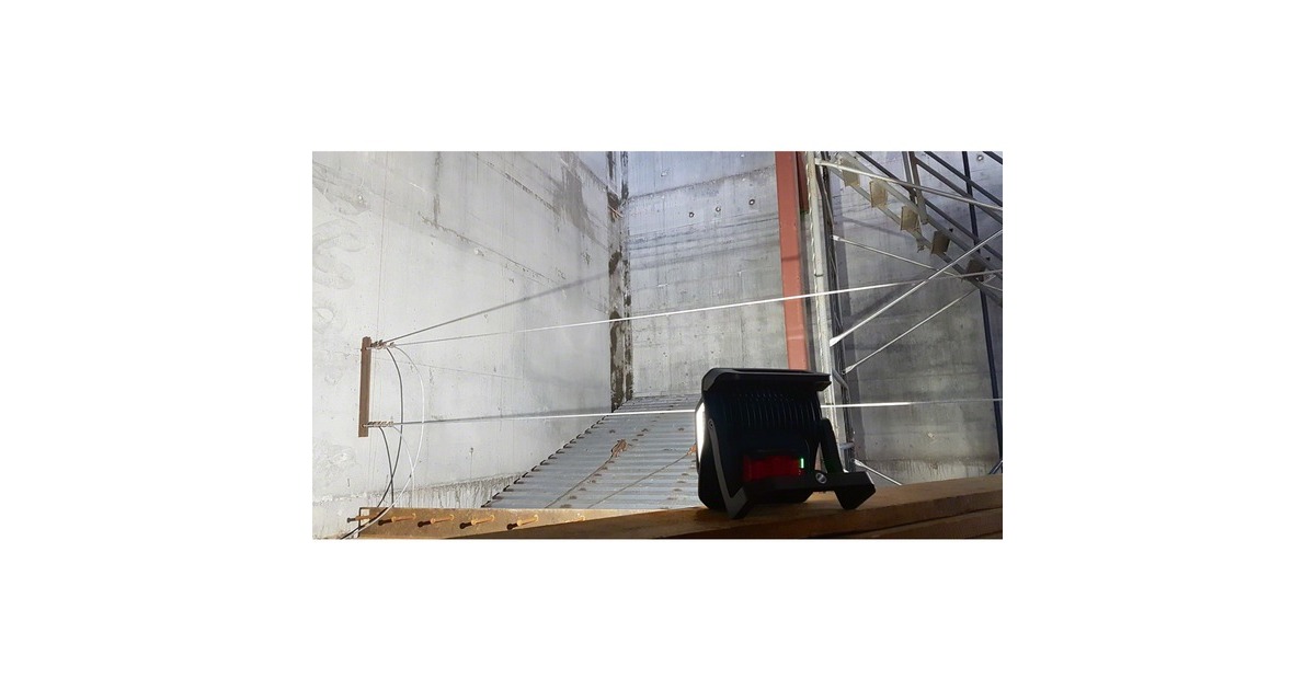 Bosch Akku-Bauleuchte GLI 18V-4000 C Professional, Baustrahler(ohne Akku und Ladegerät)