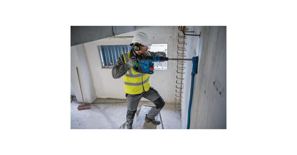 Bosch Akku-Bohrhammer BITURBO GBH 18V-40 C Professional, 18Volt(blau/schwarz, 2x Akku ProCORE18V 5,5Ah, in XL-BOXX)