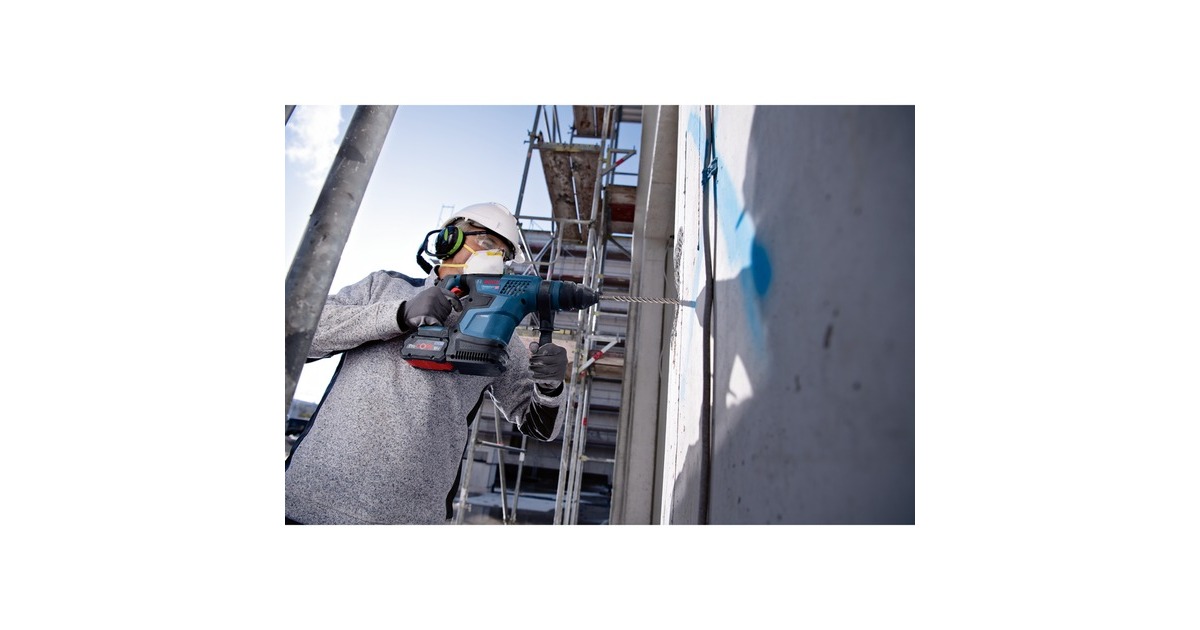 Bosch Akku-Bohrhammer GBH 18V-34 CF Professional solo(blau/schwarz, Bluetooth Modul, ohne Akku und Ladegerät, im Koffer)