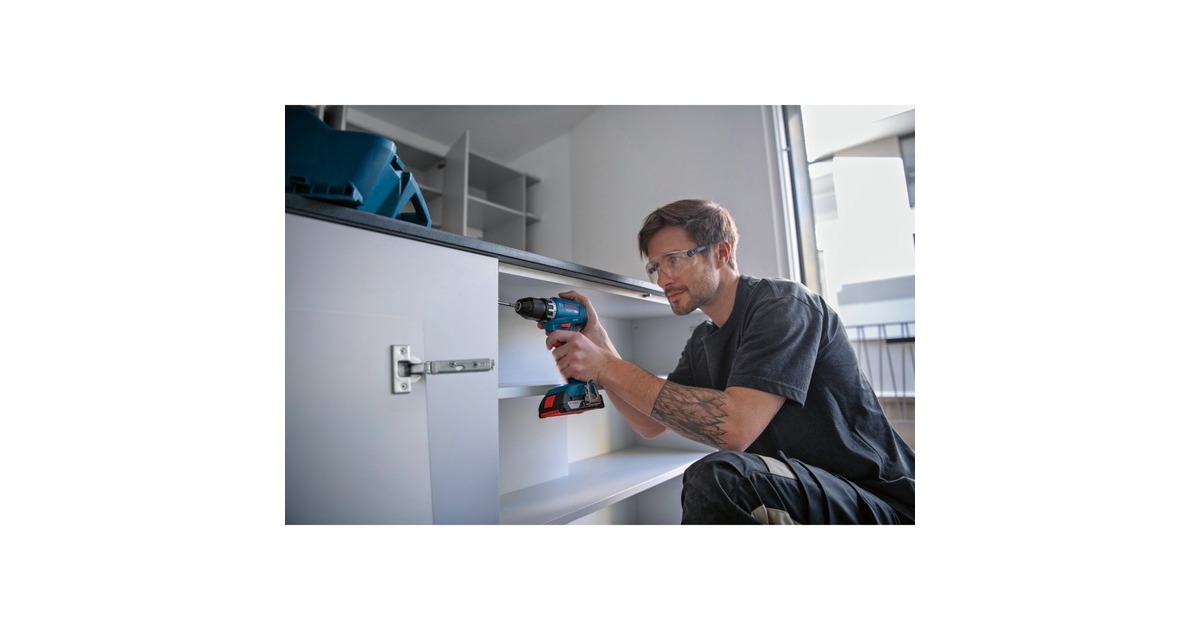 Bosch Akku-Bohrschrauber GSR 18V-45 Professional, 18Volt(blau/schwarz, 2x Li-Ionen Akku 2,0Ah, in L-Case)