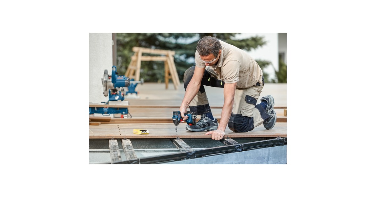 Bosch Akku-Combo Kit GDR 18V-200 Professional + GSR 18V-55 Professional, 18Volt, Werkzeug-Set(blau/schwarz, 2x Li-Ionen Akku 4,0Ah, Schlagschrauber und Bohrschrauber, in L-Case)