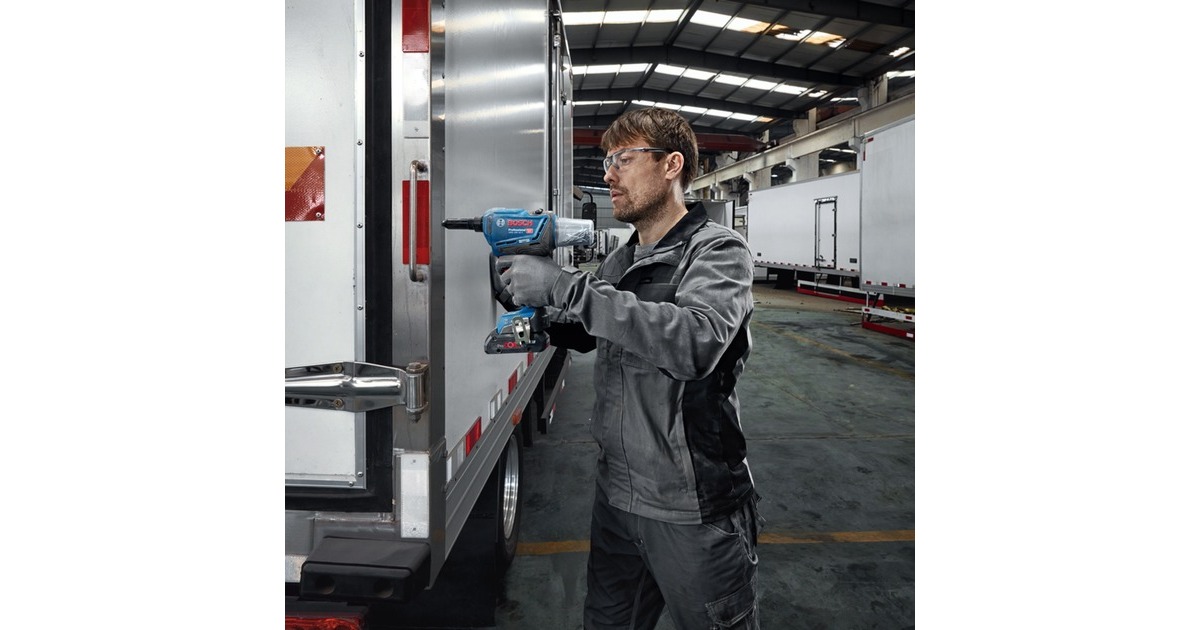 Bosch Akku-Nietpistole GRG 18V-16 C Professional solo, 18Volt(blau/schwarz, ohne Akku und Ladegerät)