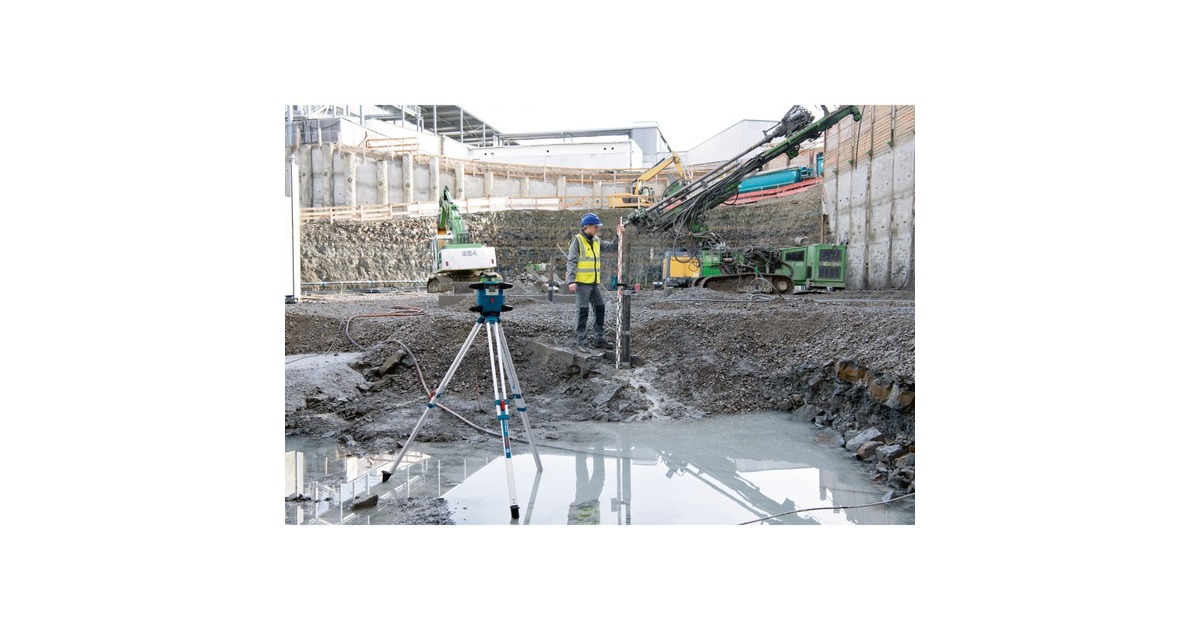 Bosch Akku-Rotationslaser GRL 650 CVHG Professional, 18Volt, mit Baustativ(blau, Akku ProCORE18V 4,0Ah, Koffer, grüne Laserlinie)