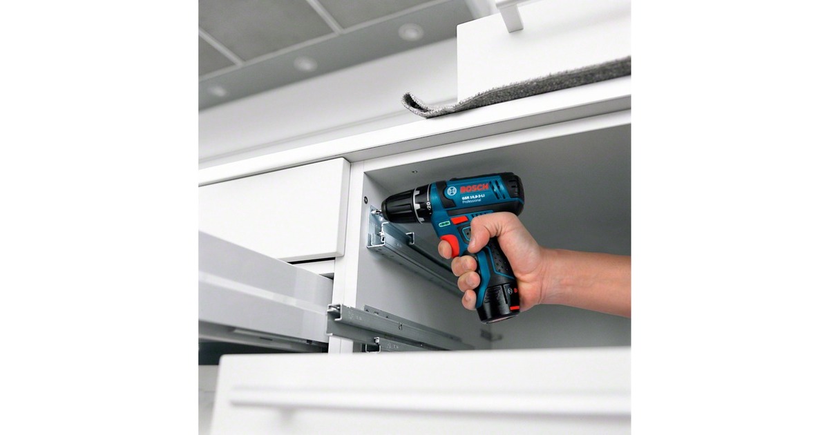 Bosch Akku-Schlagbohrschrauber GSB 12V-15 Professional, 12 Volt, Schlagbohrmaschine(blau/schwarz, 2x Li-Ionen Akku 2,0Ah)
