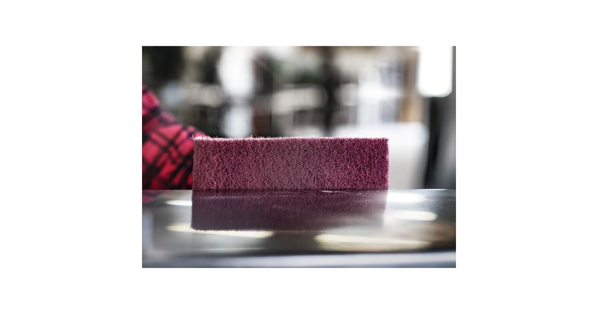 Bosch Expert Vliesrolle N880 Medium A, 115mmx10m, Schleifblatt(rot, 10 Meter Rolle, zum Handschleifen)