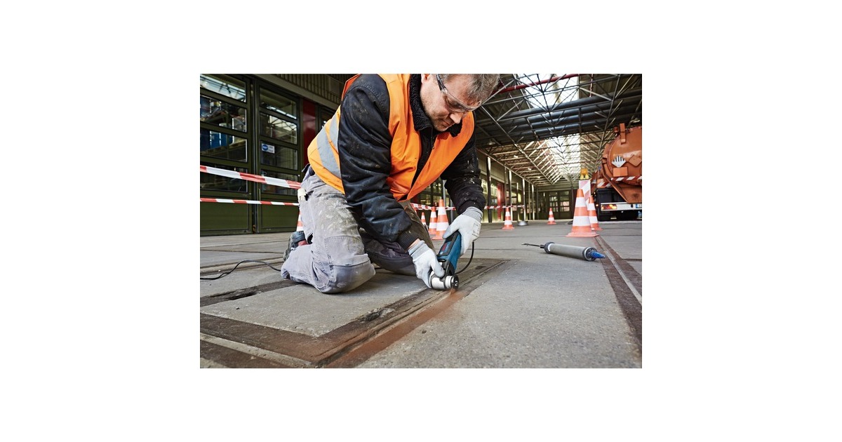 Bosch Multi-Cutter GOP 55-36 Professional, Multifunktions-Werkzeug(blau/schwarz, 550 Watt)