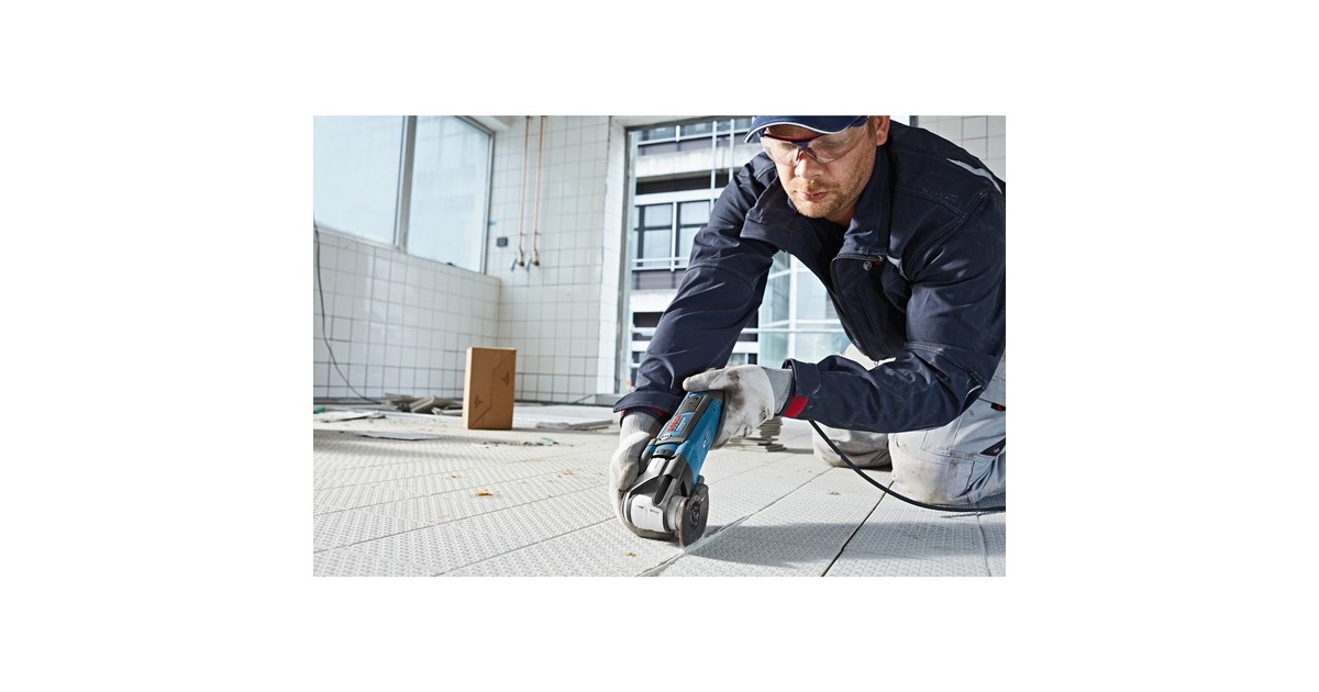 Bosch Multi-Cutter GOP 55-36 Professional, Multifunktions-Werkzeug(blau/schwarz, 550 Watt, L-BOXX, inkl. Zubehör)