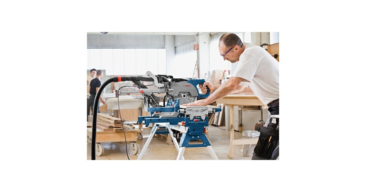 Bosch Paneelsäge GCM 8 SJL Professional, Kapp-und Gehrungssäge(blau/schwarz, 1.600 Watt)