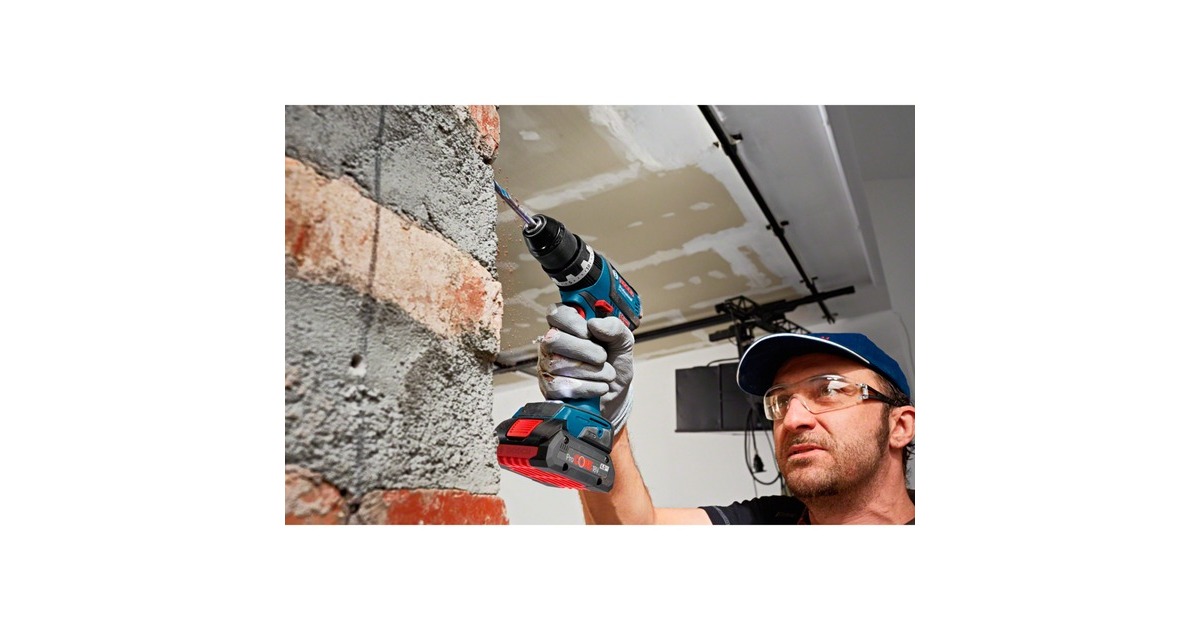 Bosch Starter-Set 18V (ProCORE 18V 4.0Ah + GAL 18V-40 Professional)(schwarz, Akku + Ladegerät, AMPShare Alliance)