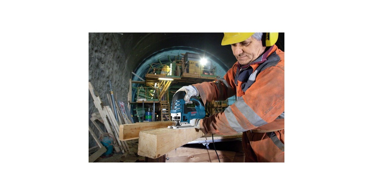 Bosch Stichsäge GST 150 BCE Professional(blau, Handwerkerkoffer, 780 Watt)