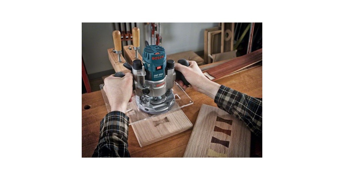 Bosch Taucheinheit TE 600 Professional, Führung(für Kantenfräse GKF 600 Professional)