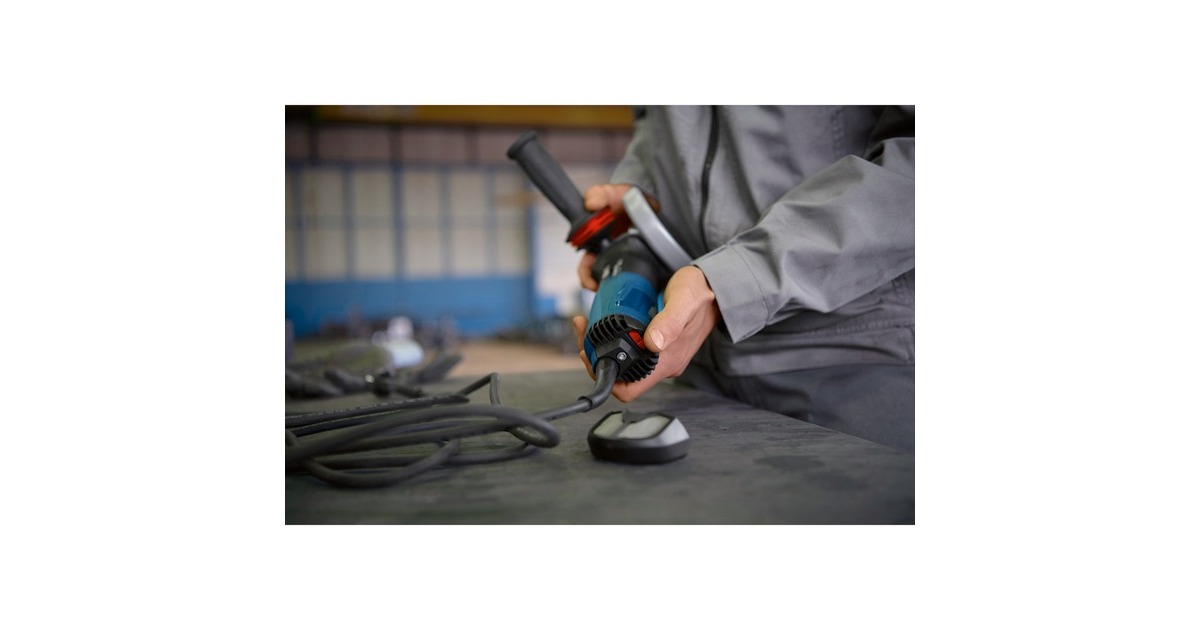 Bosch Winkelschleifer GWS 17-125 TS Professional(blau/schwarz, 1.700 Watt)