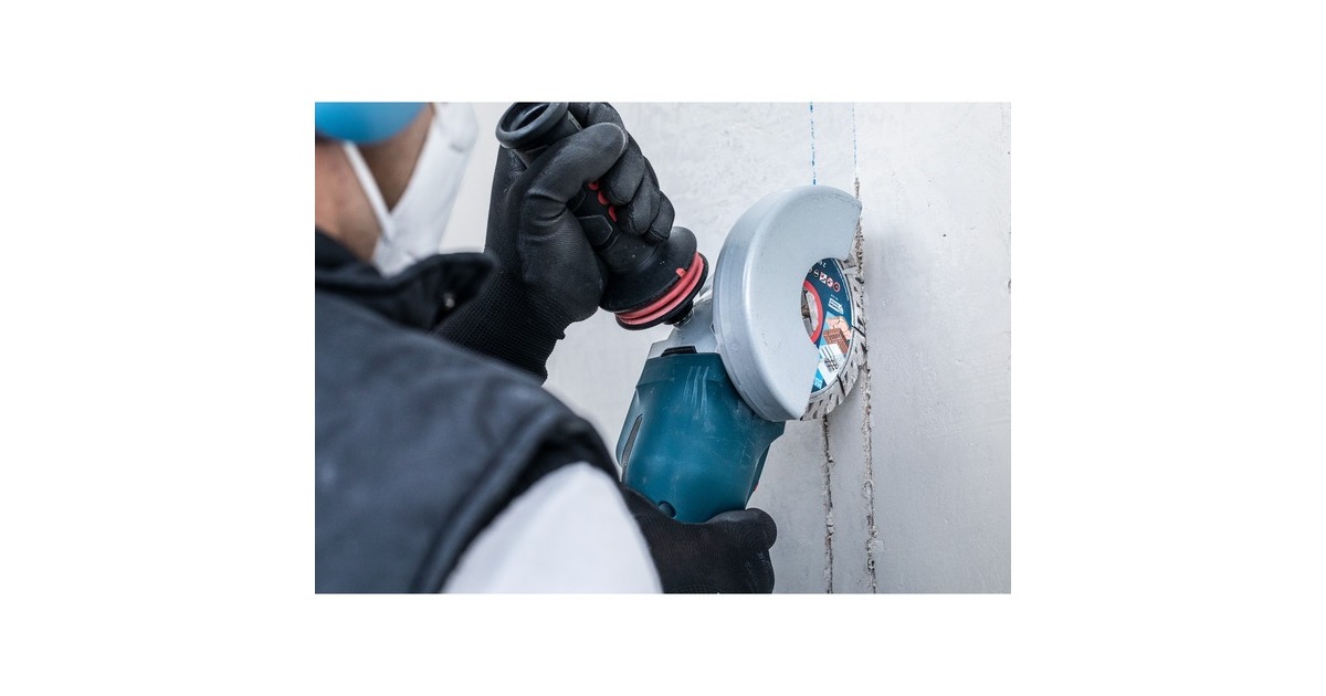 Bosch X-LOCK Diamanttrennscheibe Expert MultiMaterial, Ø 125mm(Bohrung 22,23mm)