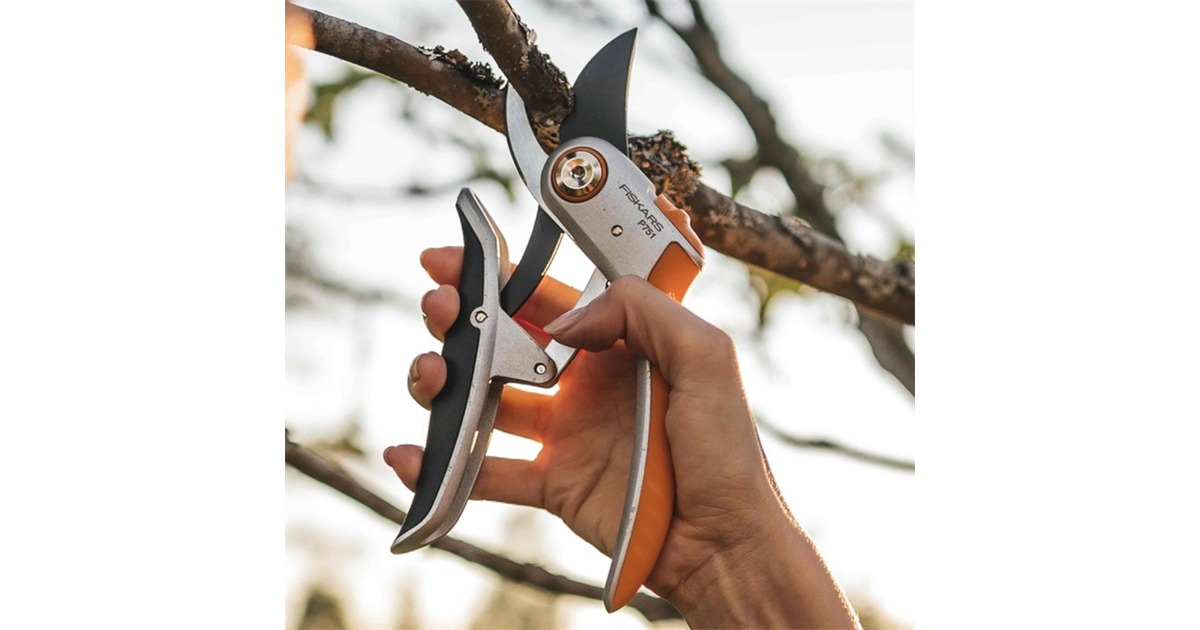 Fiskars Plus PowerLever Bypass-Gartenschere Metall P751(orange/schwarz)