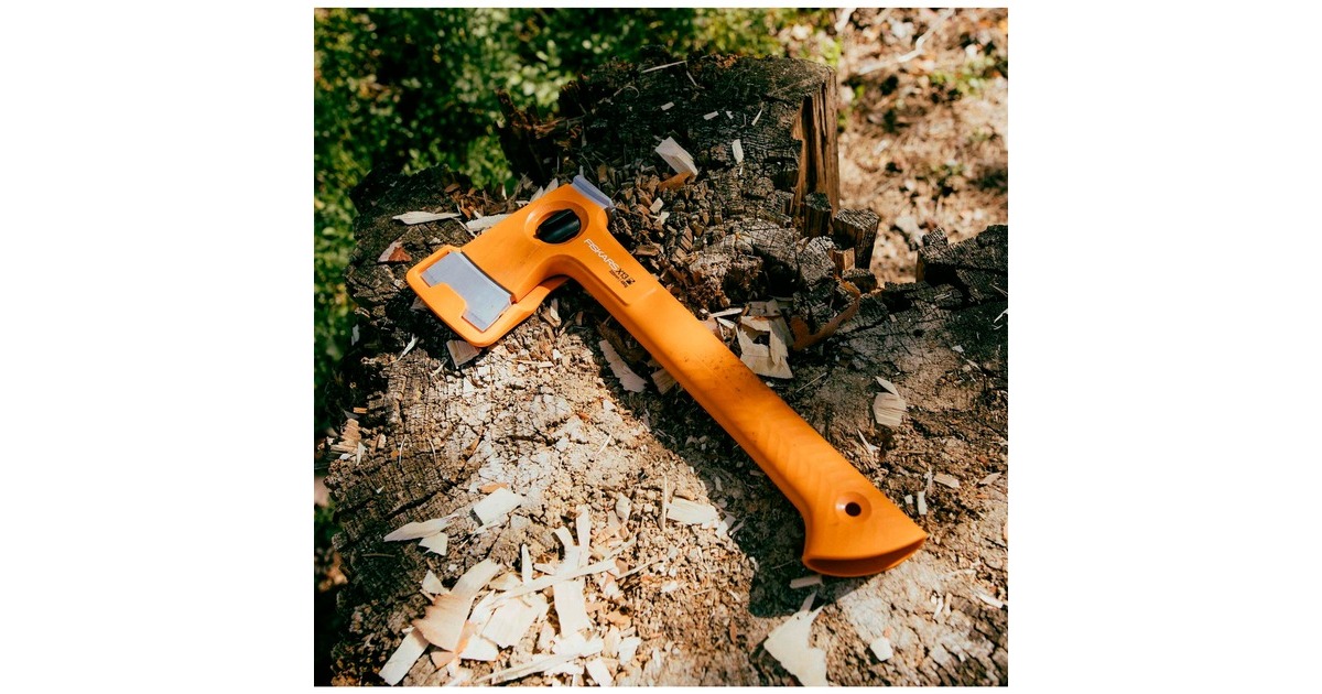 Fiskars X-series X13 Ultraleichte Wander- / Campingaxt, Axt/Beil(orange)