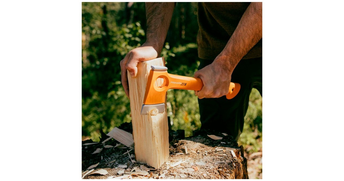 Fiskars X-series X13 Ultraleichte Wander- / Campingaxt, Axt/Beil(orange)