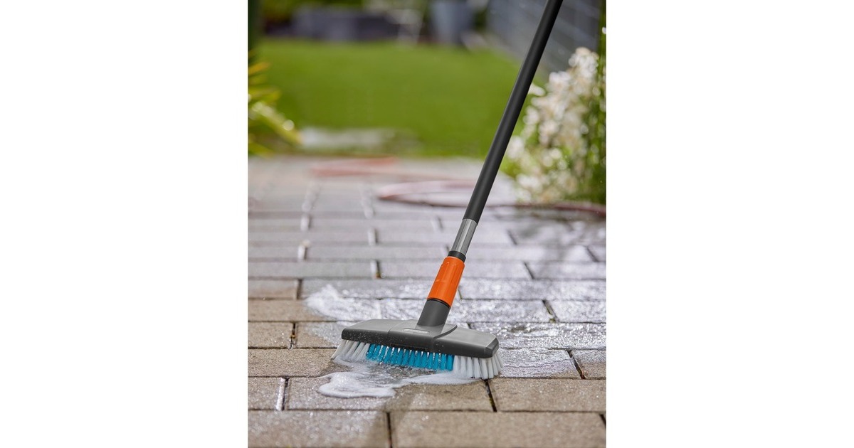 GARDENA Cleansystem Stielbürste hard, Waschbürste(grau/türkis, Arbeitsbreite 27cm)