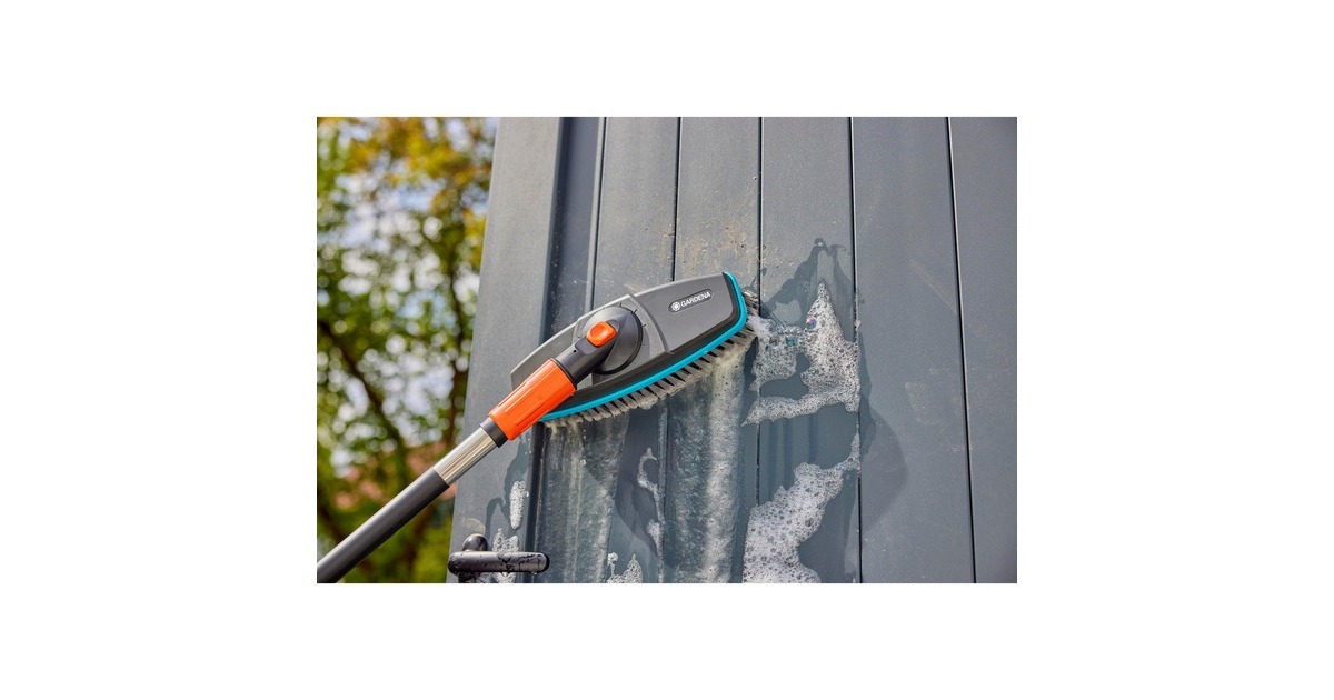 GARDENA Cleansystem Stielbürste soft, Waschbürste(grau/türkis, umlaufende Weichkunststoffleiste)