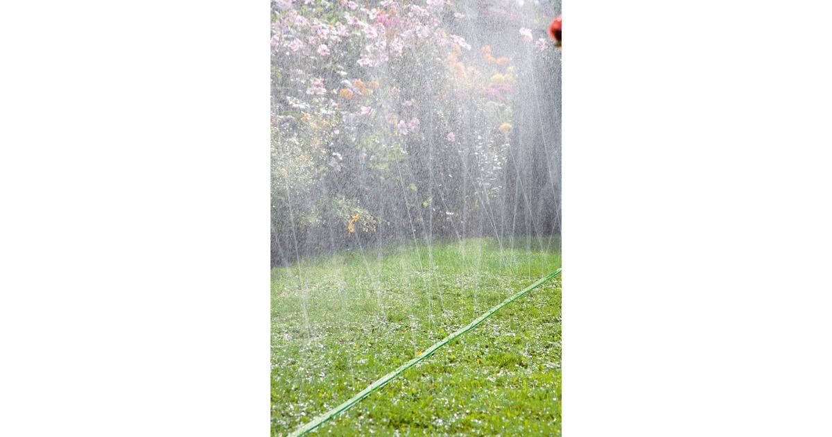GARDENA Schlauch-Regner, mit Anschlüssen, Sprinklersystem(grün, 7,5 Meter)